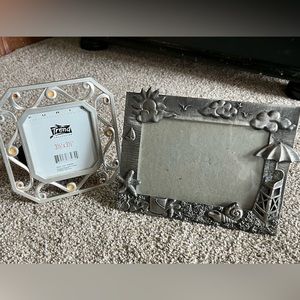 Frame your beach memories! Set of two metal/pewter frames.
